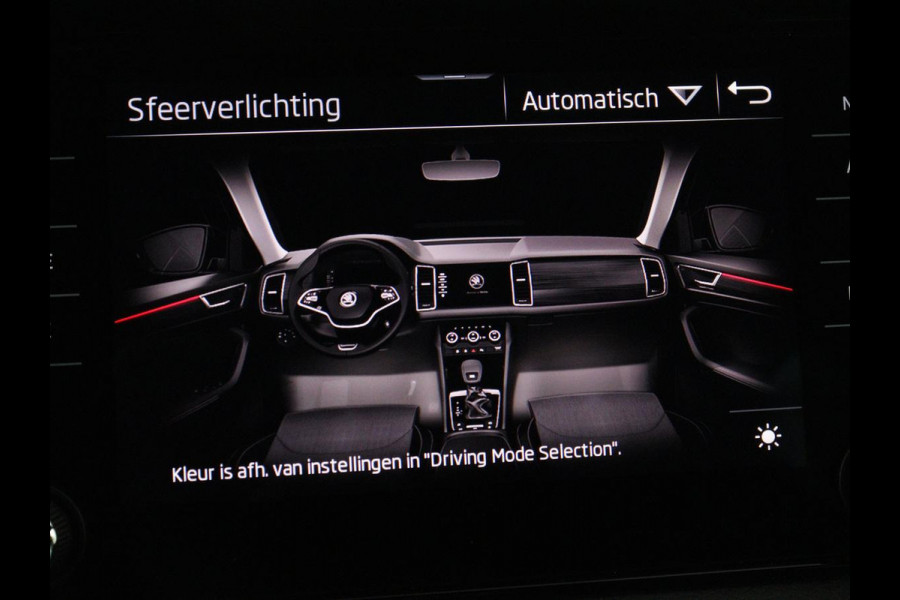 Škoda Kodiaq 1.5 TSI Sportline Business 7p. | Panoramadak | 360 Camera | Carplay | Trekhaak | Navigatie | Climate control | DAB+ | Adaptive cruise | Stoel & stuurwielverwarming | Side assist