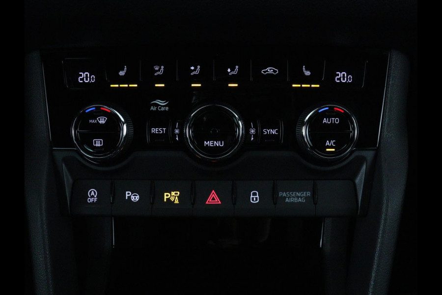 Škoda Kodiaq 1.5 TSI Sportline Business 7p. | Panoramadak | 360 Camera | Carplay | Trekhaak | Navigatie | Climate control | DAB+ | Adaptive cruise | Stoel & stuurwielverwarming | Side assist
