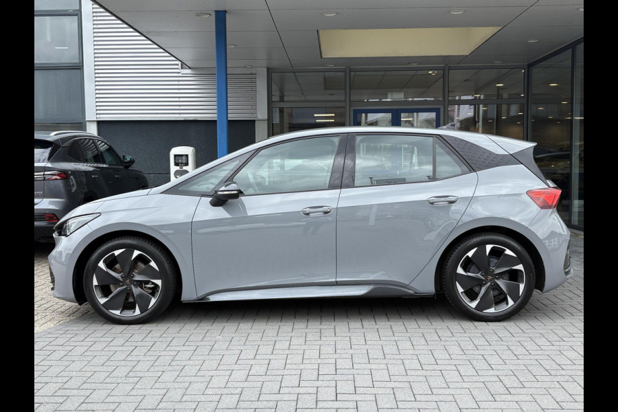 CUPRA Born Essential 62 kWh | 19 Inch | PDC V+A | Carplay | Stuurverwarming |