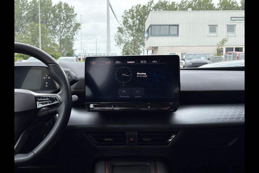 CUPRA Born Essential 62 kWh | 19 Inch | PDC V+A | Carplay | Stuurverwarming |
