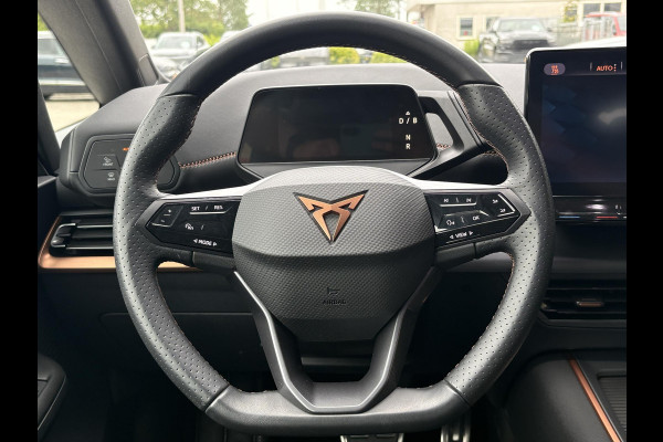 CUPRA Born Essential 62 kWh | 19 Inch | PDC V+A | Carplay | Stuurverwarming |