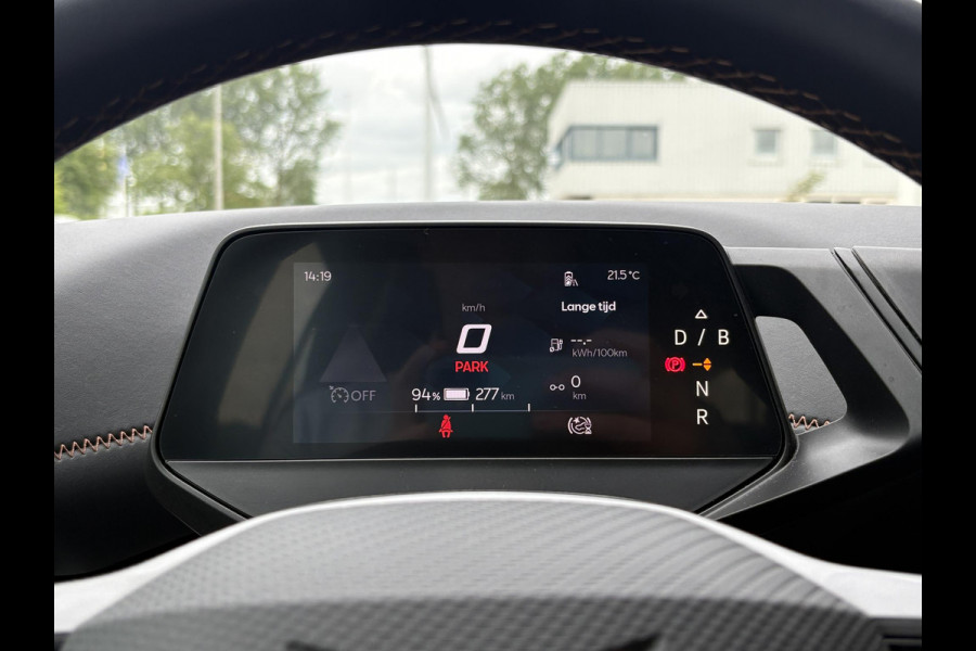 CUPRA Born Essential 62 kWh | 19 Inch | PDC V+A | Carplay | Stuurverwarming |