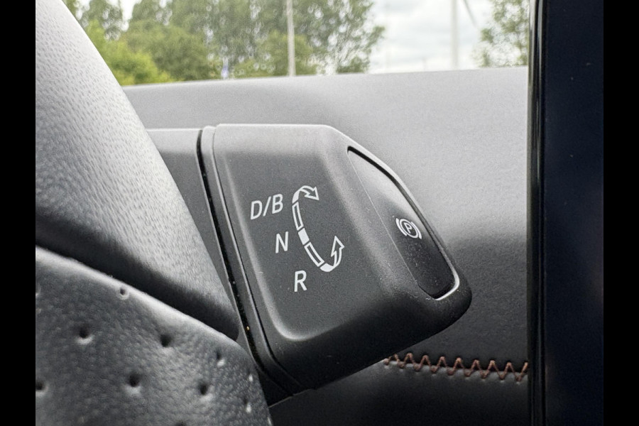 CUPRA Born Essential 62 kWh | 19 Inch | PDC V+A | Carplay | Stuurverwarming |