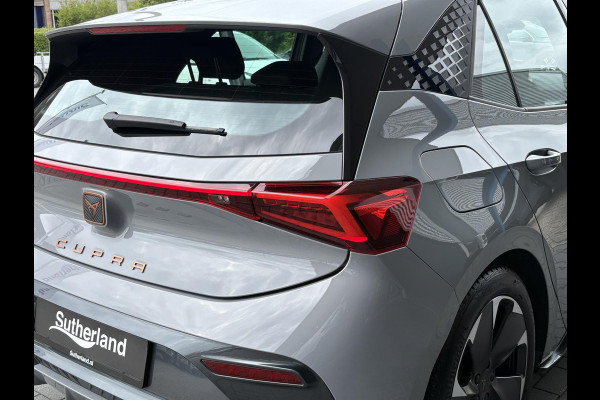 CUPRA Born Essential 62 kWh | 19 Inch | PDC V+A | Carplay | Stuurverwarming |