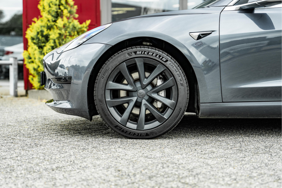 Tesla Model 3 Standard RWD Plus | Trekhaak | Tabacco Leder