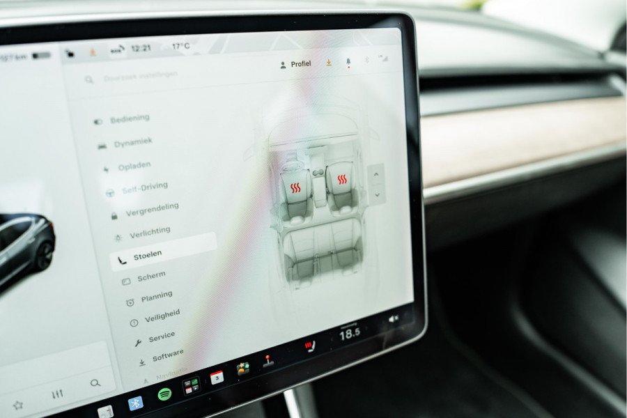 Tesla Model 3 Standard RWD Plus | Trekhaak | Tabacco Leder
