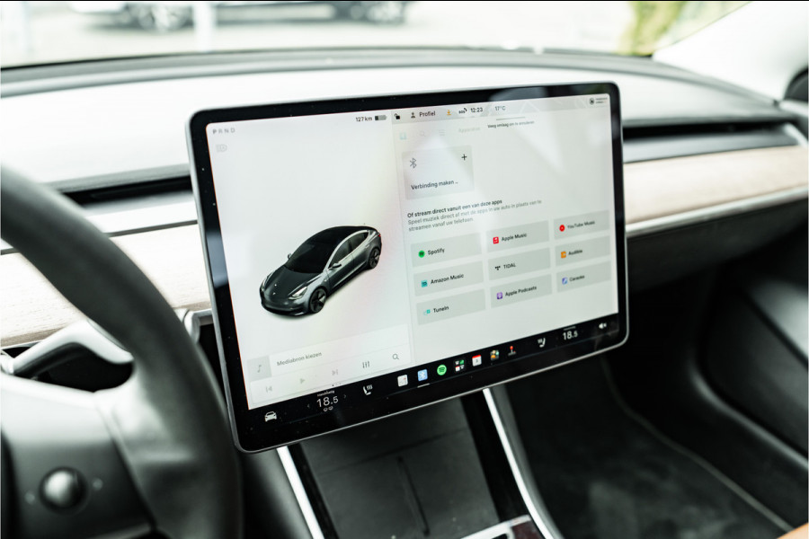 Tesla Model 3 Standard RWD Plus | Trekhaak | Tabacco Leder