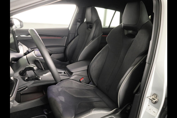 Škoda Elroq 60 Sportline 204pk | Black Pack | 21 inch | Adaptive Cruise | Blind Spot | Stoelverwarming