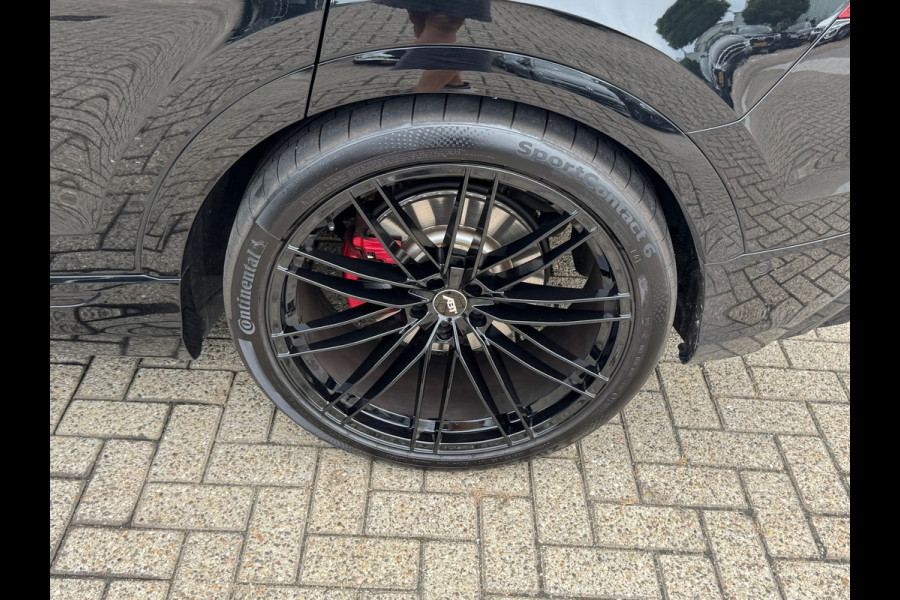 Audi Q8 55 TFSI quattro * S-line * Panoramadak * Dealer onderh. *