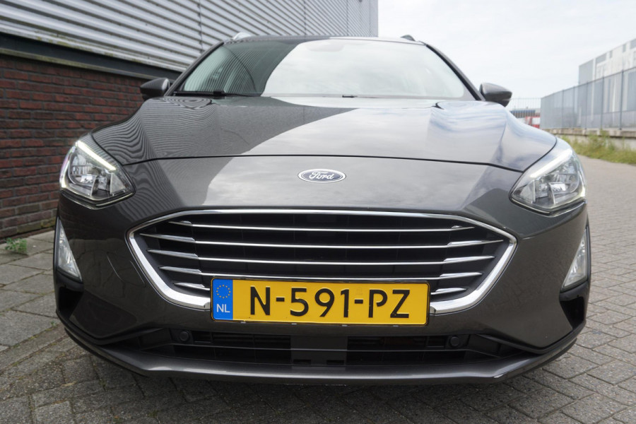 Ford FOCUS Wagon 1.0 EcoB.125PK Titanium X Business/Trekhaak/ Dealeronderhouden.