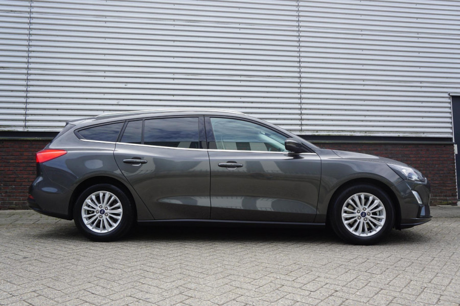Ford FOCUS Wagon 1.0 EcoB.125PK Titanium X Business/Trekhaak/ Dealeronderhouden.