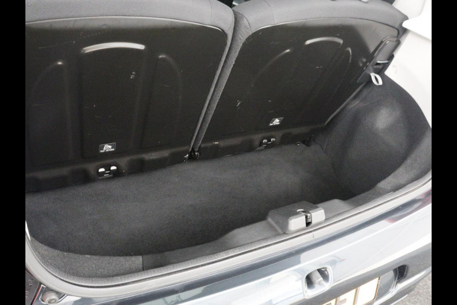 Peugeot 108 1.0 e-VTi Allure | Cruise control | Navigatie | DAB+ | Mirrorlink | Bluetooth | Airco