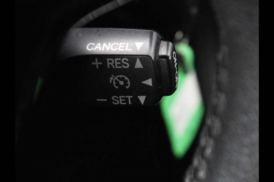 Peugeot 108 1.0 e-VTi Allure | Cruise control | Navigatie | DAB+ | Mirrorlink | Bluetooth | Airco