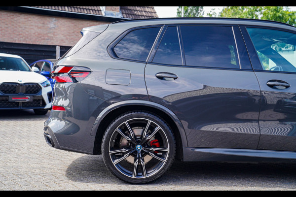 BMW X5 XDrive50e High Executive | X5M Kuipstoelen | Driving assistant Prof | HuD | Dravit Grau | Luchtvering | Stoelverkoeling |