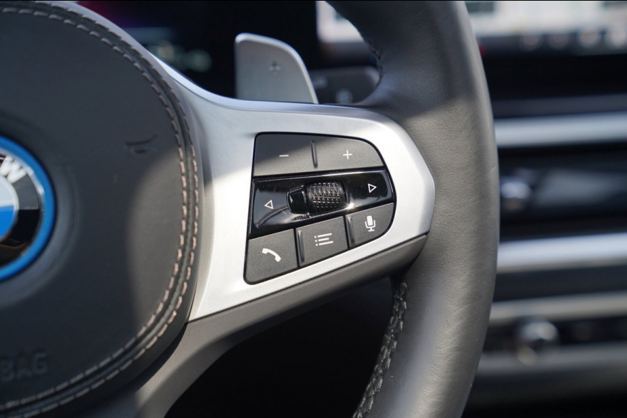 BMW X5 XDrive50e High Executive | X5M Kuipstoelen | Driving assistant Prof | HuD | Dravit Grau | Luchtvering | Stoelverkoeling |
