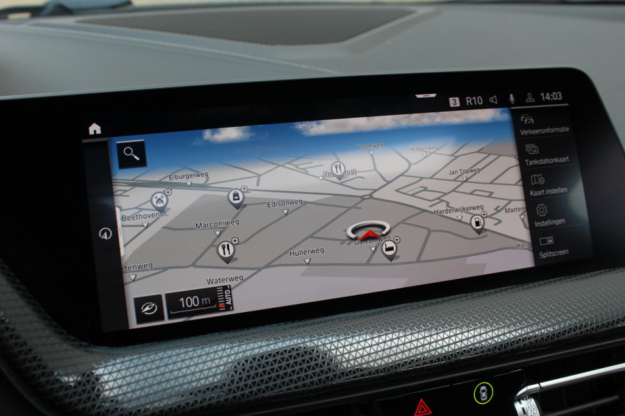 BMW 1-serie 118i High Executive M-Sport Plus | Shadow Line | Panoramadak | Leder | Active Cruise