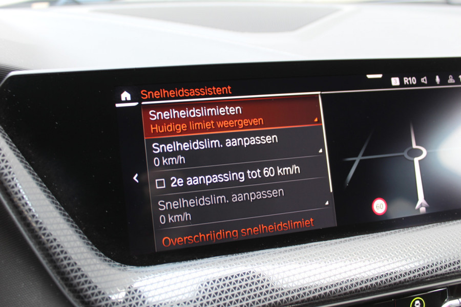 BMW 1-serie 118i High Executive M-Sport Plus | Shadow Line | Panoramadak | Leder | Active Cruise