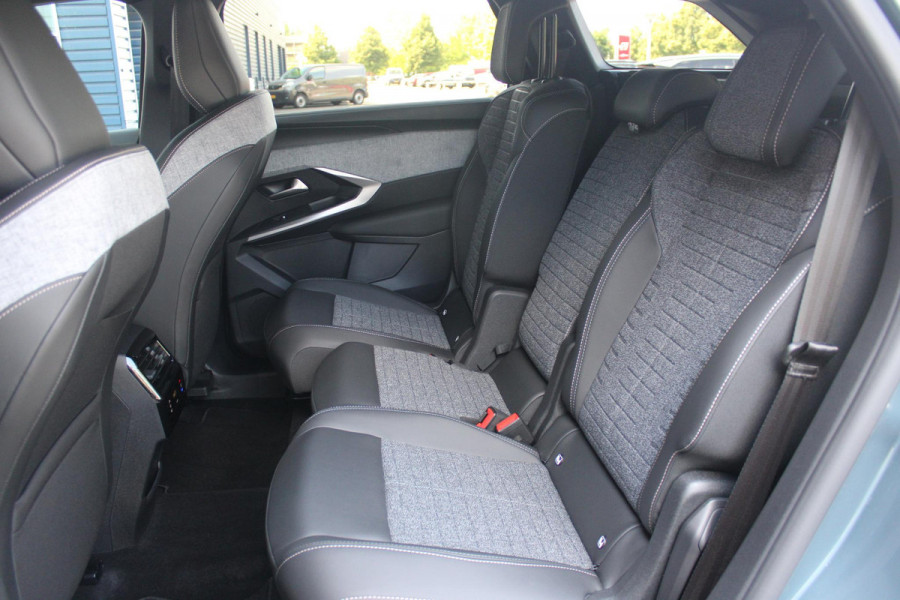 Peugeot 5008 1.2 Hybrid 145PK ALLURE 7p | 360° VISION & DRIVE ASSIST PACK: ANTI DIEFSTAL ALARM MET SUPERVERGRENDELING/VERWARMBAAR VOLLEDEREN STUURWIEL/VISEOPARK 360° HD CAMERA'S MET PARKEERHULP VOOR, BUITENSPIEGELS MET KANTELFUNCTIE BIJ HET ACHTERUITRIJDEN/ADAPTIVE CRUISE CONTROL MET STOP & GO FUNCTIE, REAR CROSS TRAFFIC ALERT, LANE CHANGE ASSIST, DODEHOEK DETECTIE, GROOTLICHT ASSISTENT | PANORAMIC NAVIGATION PACK: PEUGEOT PANORAMIC i-COCKPIT MET GEBOGEN EN ZWEVEND HD SCHERM/PEUGEOT 3D NAVIGATIE/SPRAAKHERKENNING/3-USB AANSLUITINGEN/DRAADLOZE TELEFOONLADER | SEAT PACK: AGR STOEL MET