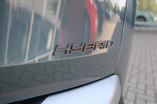 Peugeot 5008 1.2 Hybrid 145PK ALLURE 7p | 360° VISION & DRIVE ASSIST PACK: ANTI DIEFSTAL ALARM MET SUPERVERGRENDELING/VERWARMBAAR VOLLEDEREN STUURWIEL/VISEOPARK 360° HD CAMERA'S MET PARKEERHULP VOOR, BUITENSPIEGELS MET KANTELFUNCTIE BIJ HET ACHTERUITRIJDEN/ADAPTIVE CRUISE CONTROL MET STOP & GO FUNCTIE, REAR CROSS TRAFFIC ALERT, LANE CHANGE ASSIST, DODEHOEK DETECTIE, GROOTLICHT ASSISTENT | PANORAMIC NAVIGATION PACK: PEUGEOT PANORAMIC i-COCKPIT MET GEBOGEN EN ZWEVEND HD SCHERM/PEUGEOT 3D NAVIGATIE/SPRAAKHERKENNING/3-USB AANSLUITINGEN/DRAADLOZE TELEFOONLADER | SEAT PACK: AGR STOEL MET