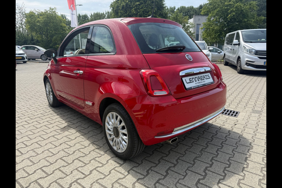 Fiat 500 1.2 Lounge SCHUIF/KANTELDAK NAVI (BOVAG/RIJKLAARPRIJS)