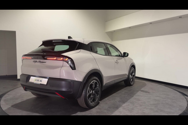 Alfa Romeo junior Elettrica 54 kWh | Cruise Control Adaptief | SOH 97,1 %