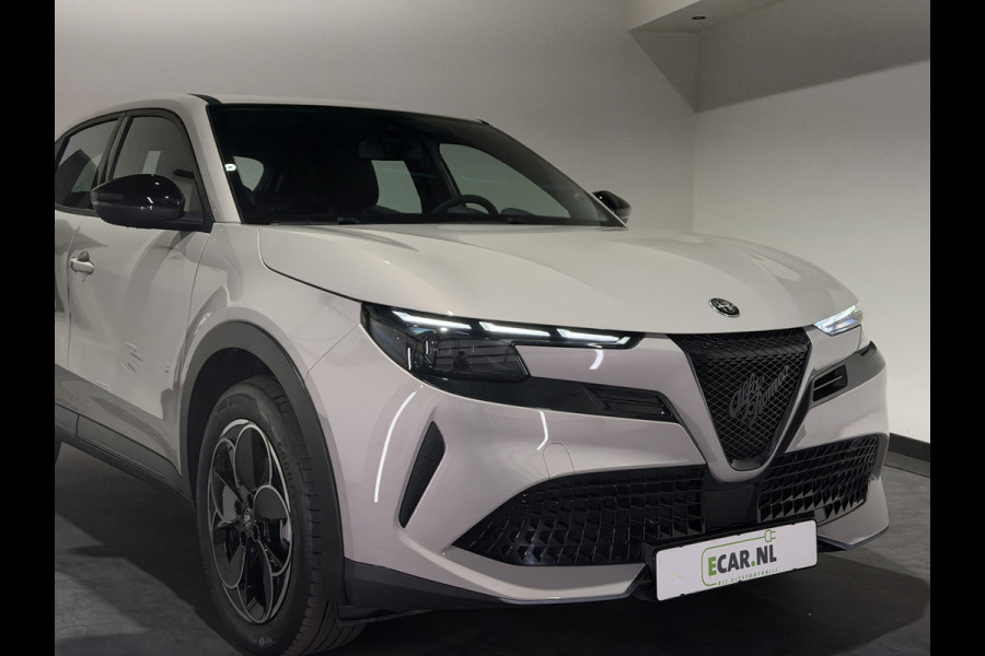 Alfa Romeo junior Elettrica 54 kWh | Cruise Control Adaptief | SOH 97,1 %