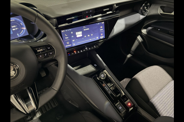 Alfa Romeo junior Elettrica 54 kWh | Cruise Control Adaptief | SOH 97,1 %