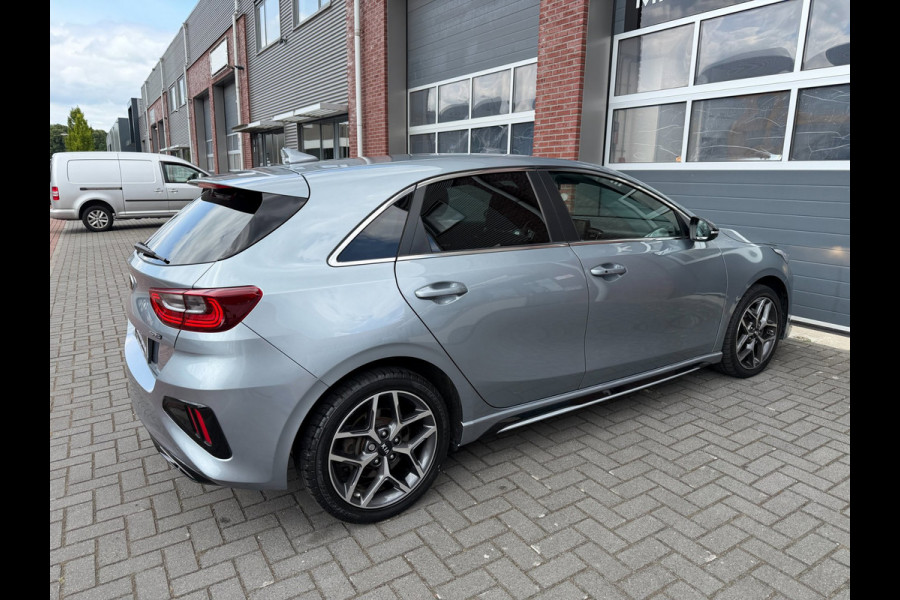 Kia Ceed 1.4 T-GDi GT-Line AUT LED Navi Camera Lane Keyless