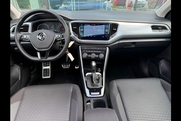 Volkswagen T-Roc 1.5 TSI Style Business - Automaat - Pano/Schuifdak - Navi - Parkeerhulp