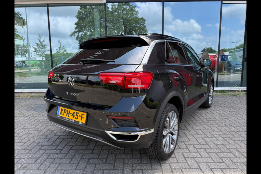 Volkswagen T-Roc 1.5 TSI Style Business - Automaat - Pano/Schuifdak - Navi - Parkeerhulp