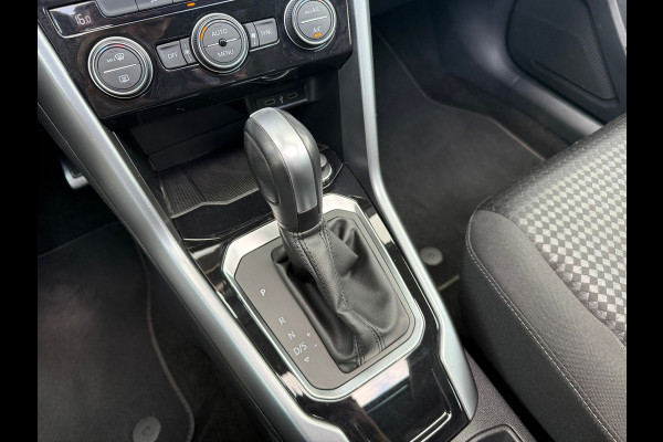 Volkswagen T-Roc 1.5 TSI Style Business - Automaat - Pano/Schuifdak - Navi - Parkeerhulp