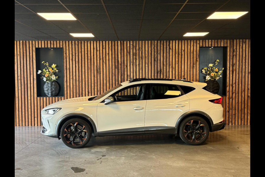 CUPRA Formentor 2.0 TSI 4DRIVE / Brembo / Beats / Pano / Stuurverwarming / Camera / Sfeerverlichting / Memory / Keyless / DAB