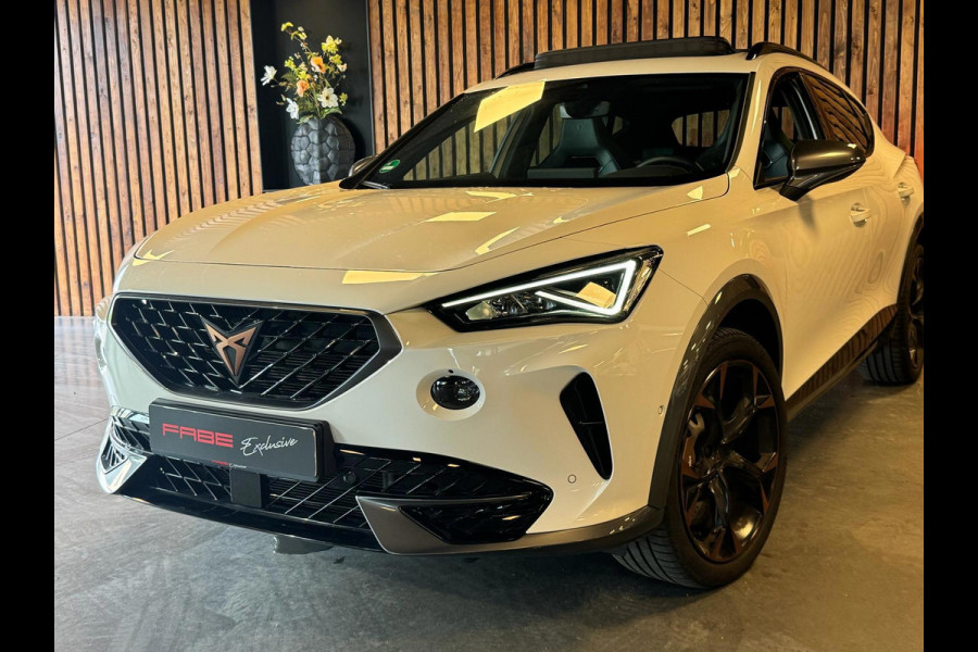 CUPRA Formentor 2.0 TSI 4DRIVE / Brembo / Beats / Pano / Stuurverwarming / Camera / Sfeerverlichting / Memory / Keyless / DAB