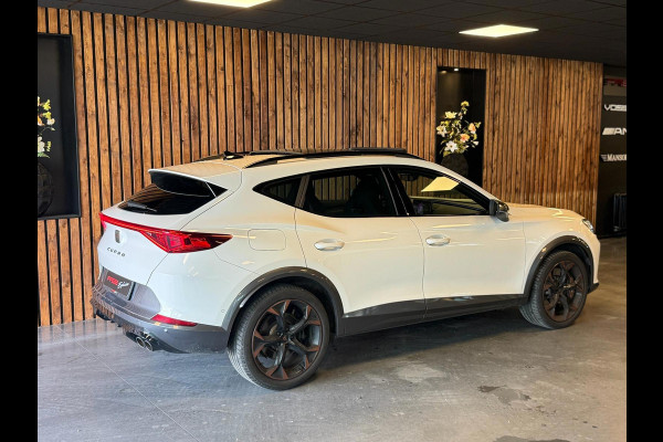 CUPRA Formentor 2.0 TSI 4DRIVE / Brembo / Beats / Pano / Stuurverwarming / Camera / Sfeerverlichting / Memory / Keyless / DAB