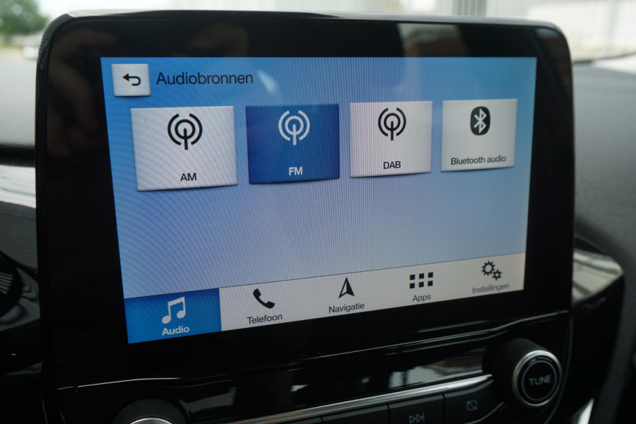 Ford Fiesta 1.1 /Navigatie/Parkeersensoren/Cruisecontrol/ Dealeronderhouden.