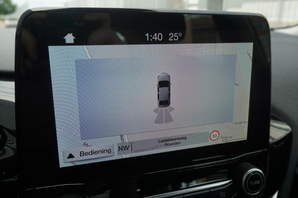 Ford Fiesta 1.1 /Navigatie/Parkeersensoren/Cruisecontrol/ Dealeronderhouden.