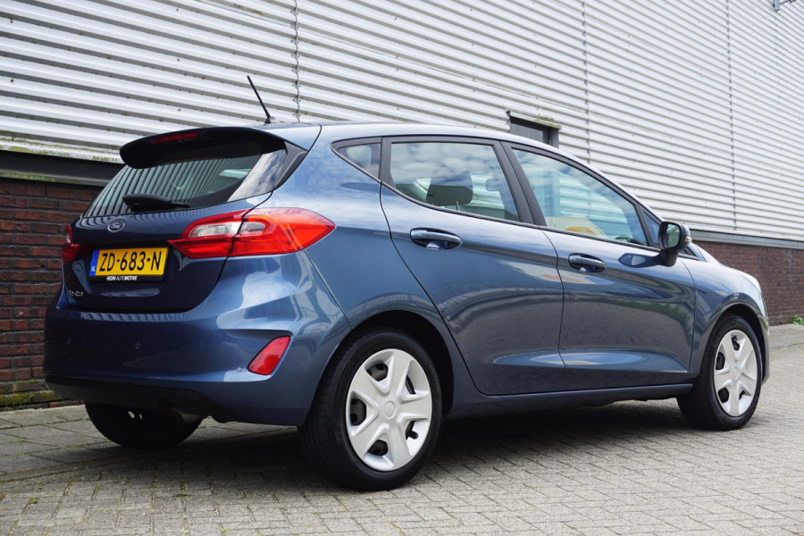 Ford Fiesta 1.1 /Navigatie/Parkeersensoren/Cruisecontrol/ Dealeronderhouden.