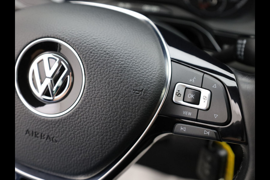 Volkswagen Polo 1.0 TSI Comfortline | Adapt. Cr. | PDC V&A | Climate Control | Apple Carplay/ Android Auto | Prijs Rijklaar!!