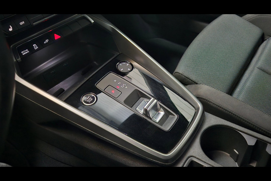 Audi A3 Sportback 40 TFSI-e Advanced Matrix Virtual Keyless Carplay BTW