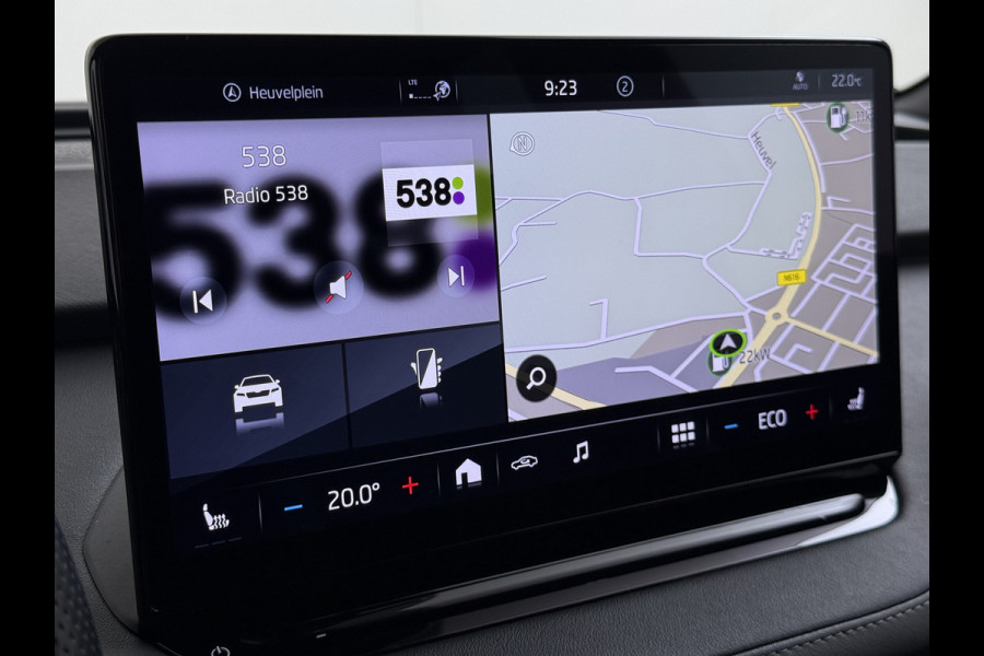 Škoda ENYAQ iV 80 SPORTLINE SOH 92% 3-Zone Ecc Adap.Cruise Stuur+Stoelverwarming Elek.Stoel+Memory Navi Camera Apple Carplay Android Auto Keyless Advanc. Dodehoek detectie Elek.Achterklep Privacy Glas Led Matrix Isofix Lmv 20" DAB Lane Assist 1e Eigenaar Origineel Nederlandse Auto Dealeronderhouden