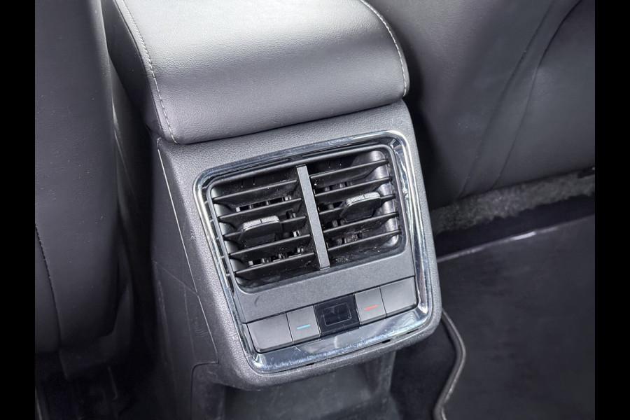 Škoda ENYAQ iV 80 SPORTLINE SOH 92% 3-Zone Ecc Adap.Cruise Stuur+Stoelverwarming Elek.Stoel+Memory Navi Camera Apple Carplay Android Auto Keyless Advanc. Dodehoek detectie Elek.Achterklep Privacy Glas Led Matrix Isofix Lmv 20" DAB Lane Assist 1e Eigenaar Origineel Nederlandse Auto Dealeronderhouden