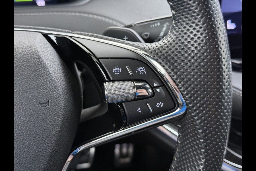 Škoda ENYAQ iV 80 SPORTLINE SOH 92% 3-Zone Ecc Adap.Cruise Stuur+Stoelverwarming Elek.Stoel+Memory Navi Camera Apple Carplay Android Auto Keyless Advanc. Dodehoek detectie Elek.Achterklep Privacy Glas Led Matrix Isofix Lmv 20" DAB Lane Assist 1e Eigenaar Origineel Nederlandse Auto Dealeronderhouden