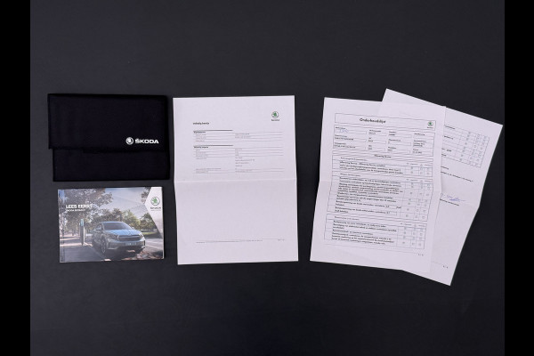 Škoda ENYAQ iV 80 SPORTLINE SOH 92% 3-Zone Ecc Adap.Cruise Stuur+Stoelverwarming Elek.Stoel+Memory Navi Camera Apple Carplay Android Auto Keyless Advanc. Dodehoek detectie Elek.Achterklep Privacy Glas Led Matrix Isofix Lmv 20" DAB Lane Assist 1e Eigenaar Origineel Nederlandse Auto Dealeronderhouden