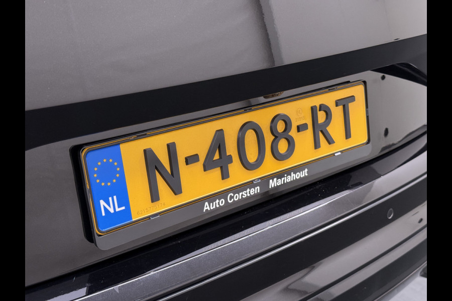 Škoda ENYAQ iV 80 SPORTLINE SOH 92% 3-Zone Ecc Adap.Cruise Stuur+Stoelverwarming Elek.Stoel+Memory Navi Camera Apple Carplay Android Auto Keyless Advanc. Dodehoek detectie Elek.Achterklep Privacy Glas Led Matrix Isofix Lmv 20" DAB Lane Assist 1e Eigenaar Origineel Nederlandse Auto Dealeronderhouden