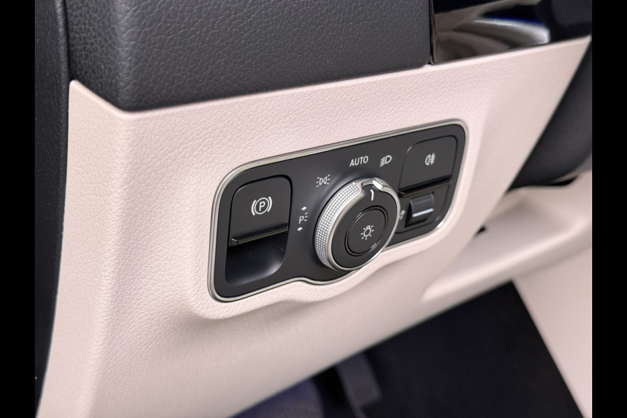 Mercedes-Benz GLA 250e 218PK Hybride Leder+Massage+Verwarming Camera Adap.Cruise Apple Carplay Android Auto Navi Ecc Business Solution Luxury Blind Spot Warning Led Pdc Lmv 18" DAB Bluetooth Elek.Achterklep Isofix