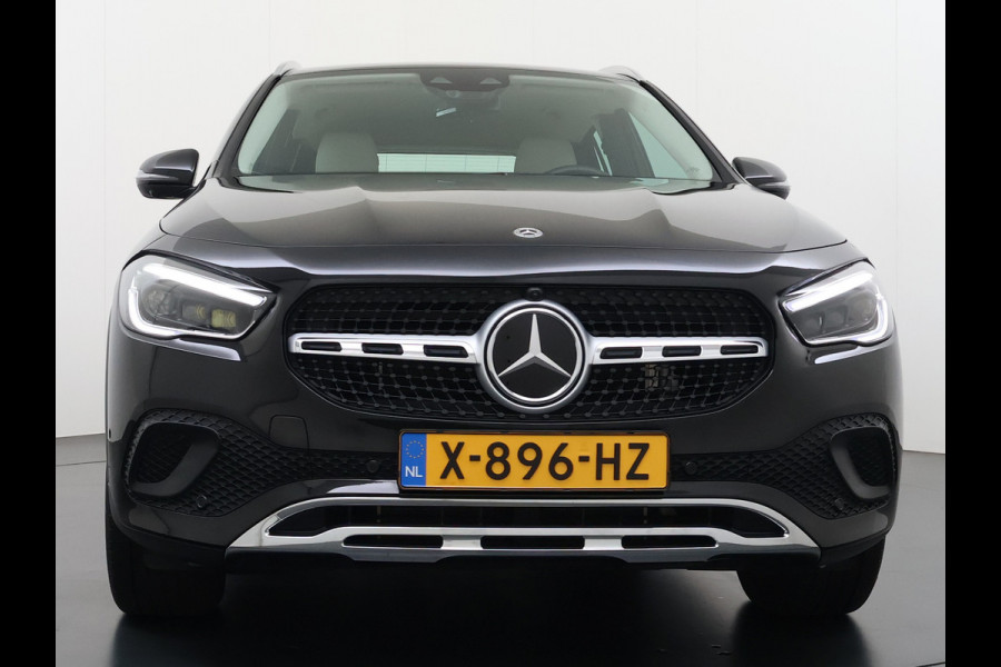 Mercedes-Benz GLA 250e 218PK Hybride Leder+Massage+Verwarming Camera Adap.Cruise Apple Carplay Android Auto Navi Ecc Business Solution Luxury Blind Spot Warning Led Pdc Lmv 18" DAB Bluetooth Elek.Achterklep Isofix