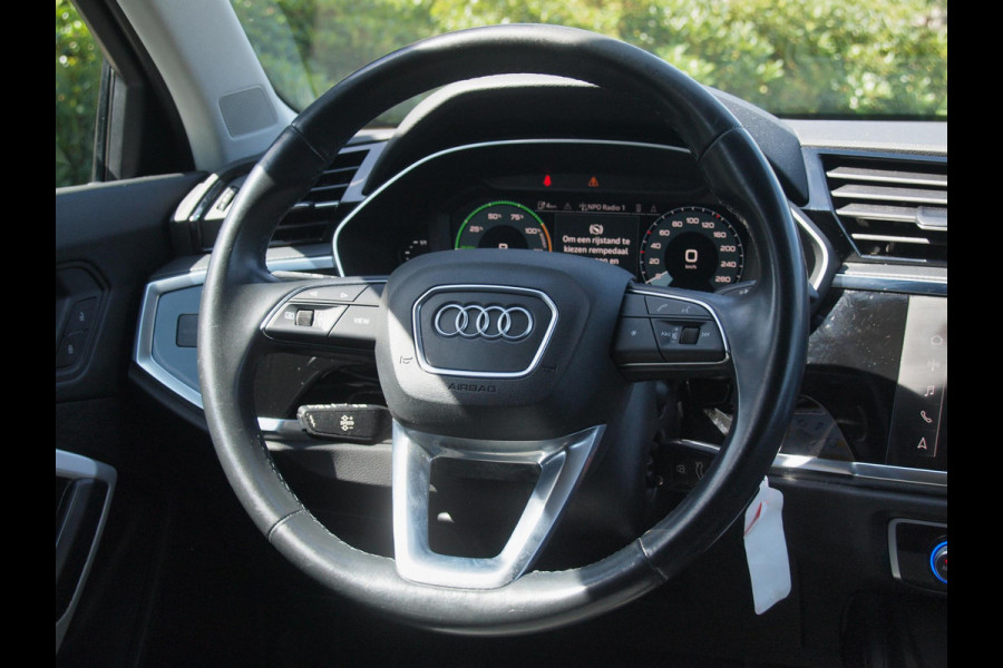 Audi Q3 Sportback 45 TFSI e Advanced Edition | Black Optic | Apple Carplay | Leer | 20 Inch | NL-Auto |