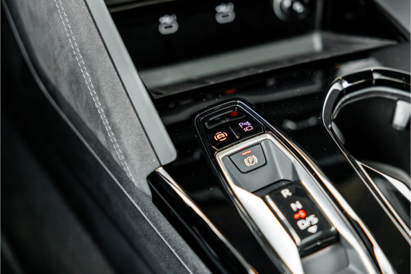 Audi Q5 2.0 TFSI e-hybrid quattro S edition - S Line | Panorama | Tech Plus | Passenger Display | 360 Camera