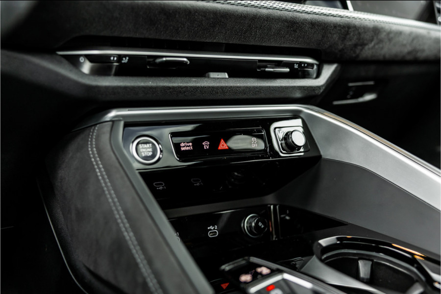 Audi Q5 2.0 TFSI e-hybrid quattro S edition - S Line | Panorama | Tech Plus | Passenger Display | 360 Camera