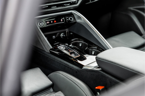 Audi Q5 2.0 TFSI e-hybrid quattro S edition - S Line | Panorama | Tech Plus | Passenger Display | 360 Camera
